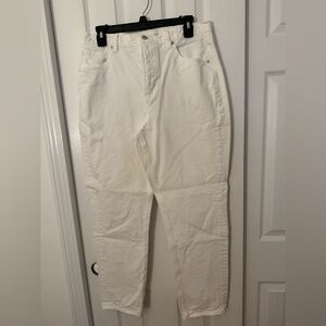 EUC american eagle white mom jeans, size 12